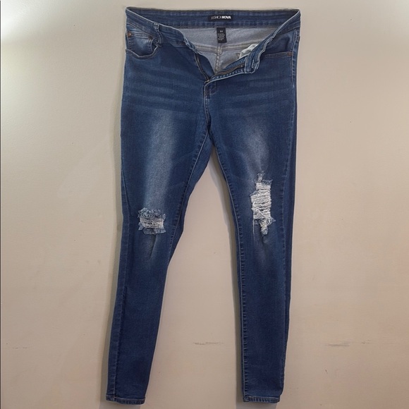 Fashion Nova Denim - Fashion Nova